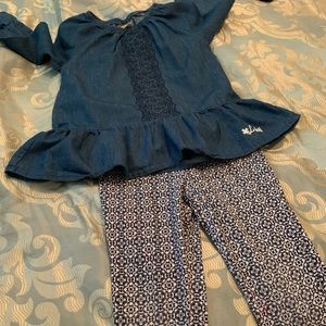 Long sleeve tunic and leggings